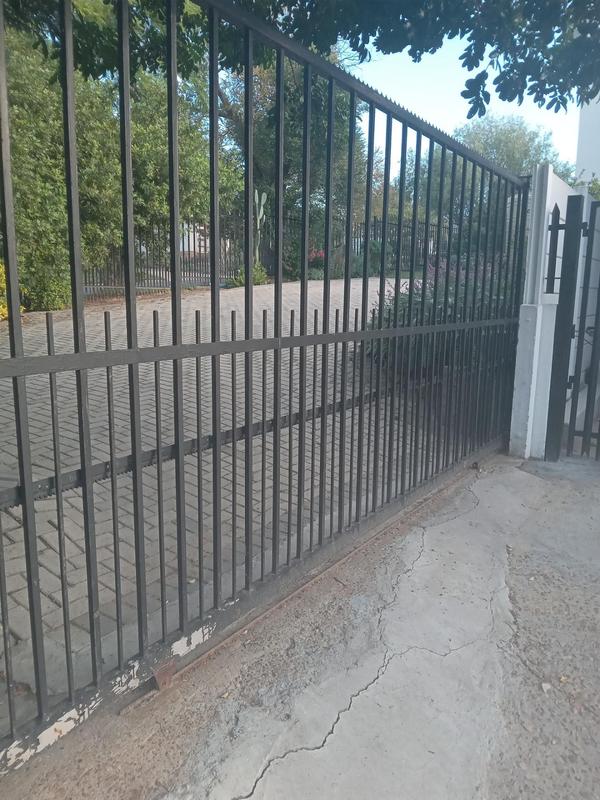 8 Bedroom Property for Sale in Wellington Western Cape